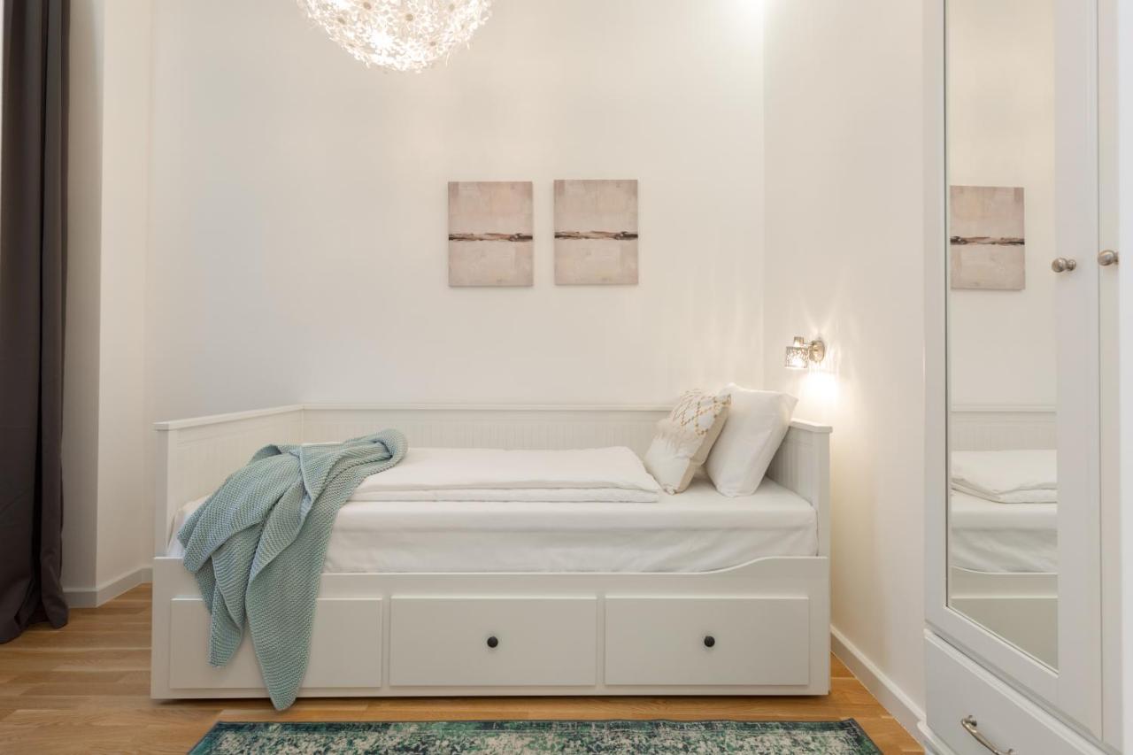 Space And Style In The Heart Of Budapest W 2Br&2Bt Εξωτερικό φωτογραφία