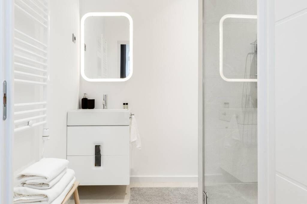 Space And Style In The Heart Of Budapest W 2Br&2Bt Εξωτερικό φωτογραφία